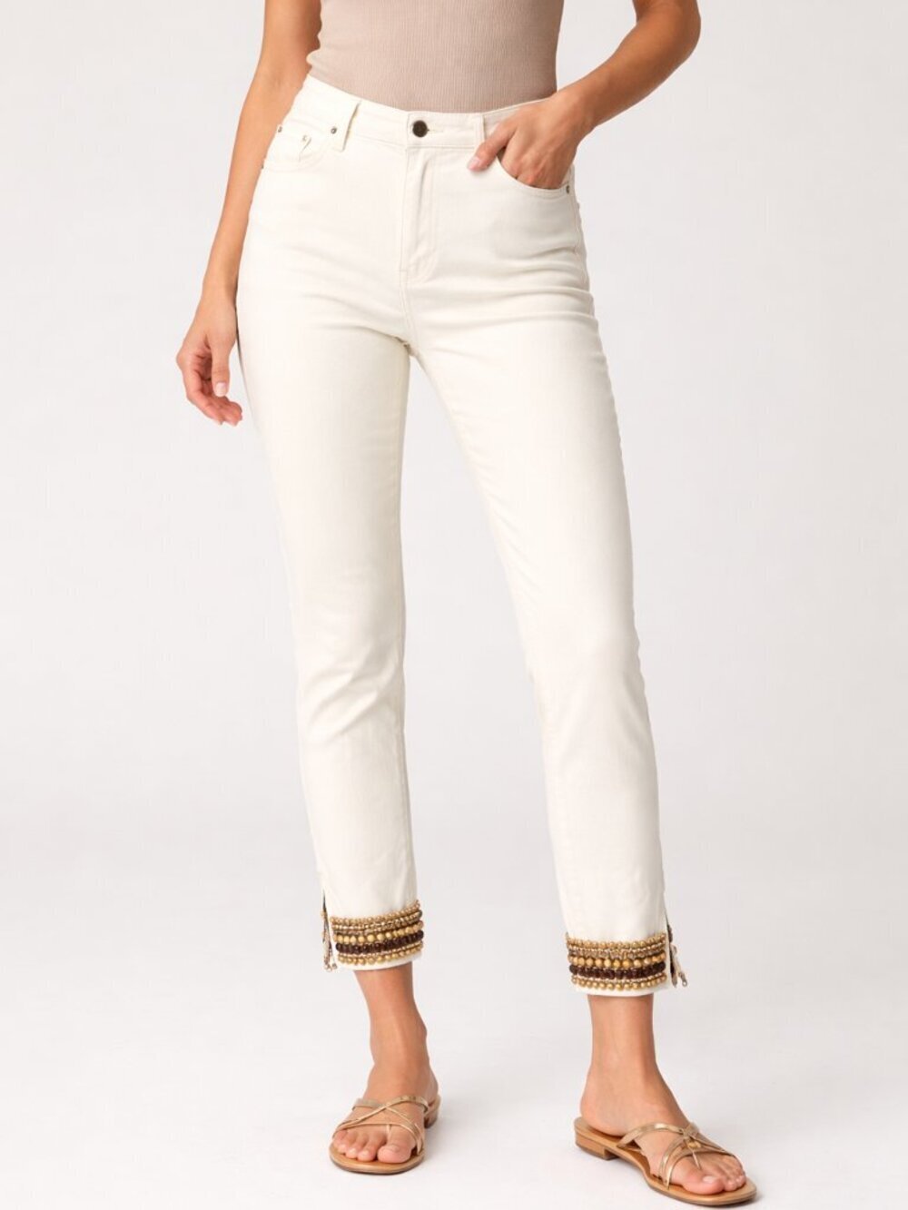 NWOT Boston Proper Cream Cropped Jeans Beaded Hem Zip Ankle Size 10